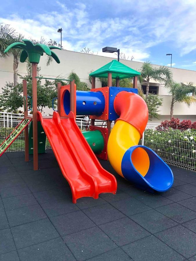 Ape Estilo Resort C/ Pe Na Areia E Vista Mar, Proximo Ao Beto Carrero Piçarras Kültér fotó
