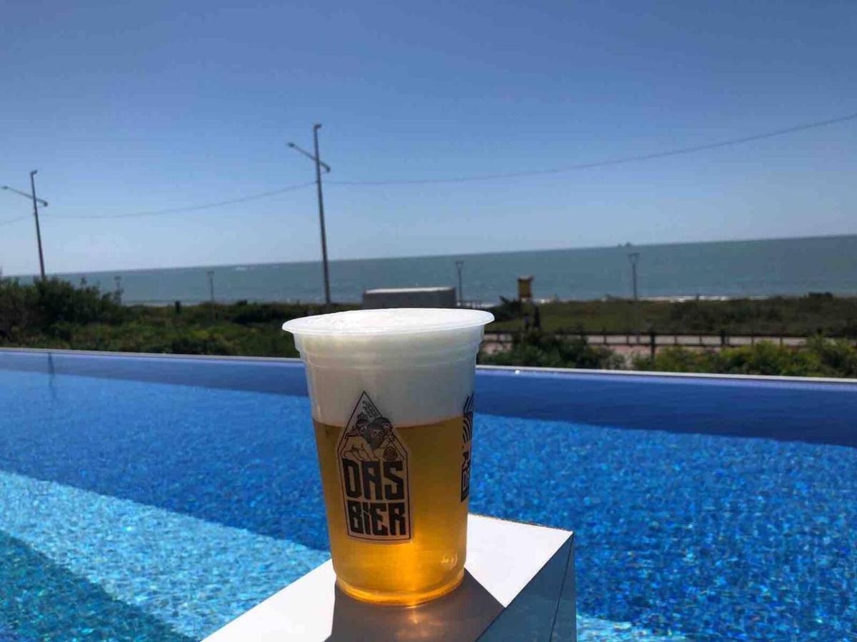 Ape Estilo Resort C/ Pe Na Areia E Vista Mar, Proximo Ao Beto Carrero Piçarras Kültér fotó
